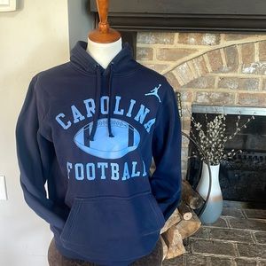 Nike Carolina Football hoodie (Men-M)